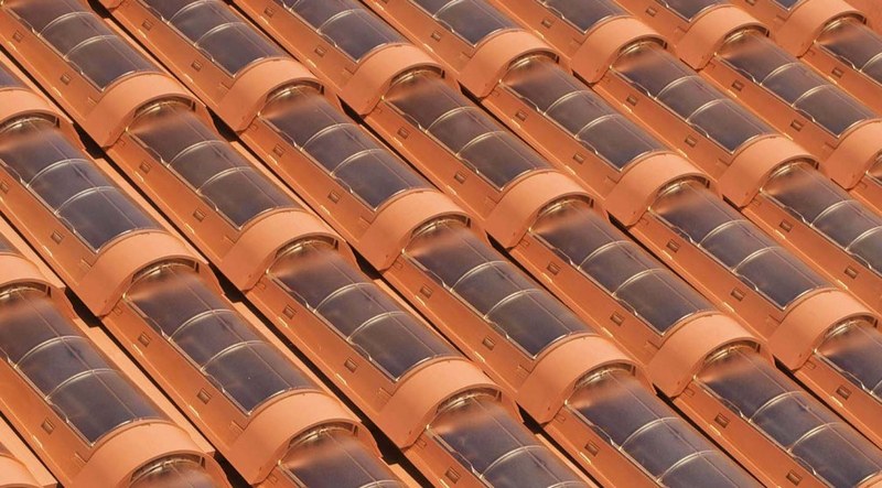 Solar Panels in Roofing - A Promising Trend in Green Energy