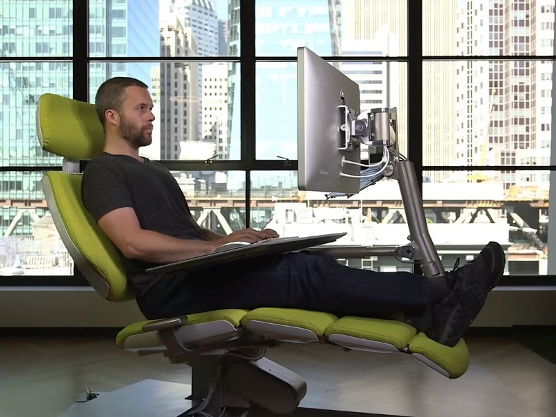 Altwork Workstation for Working Reclined