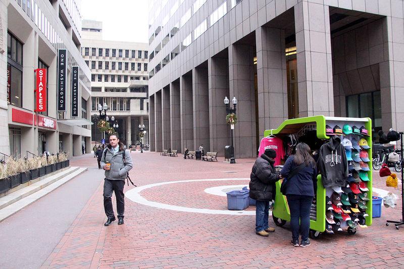 Upgrading Street Vending with a Wheel-Mounted Modular Kiosk