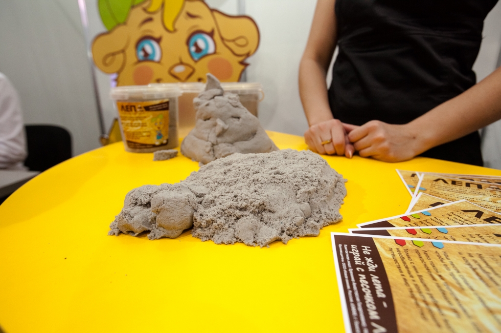 Heartwarming Play-Doh Fun: Mold a Business with Us!