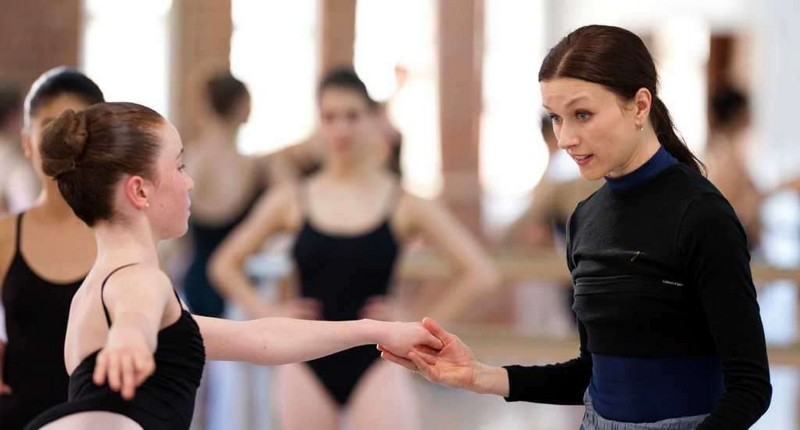 Irina Dvorovenko: Dancer, TV Star, Actress