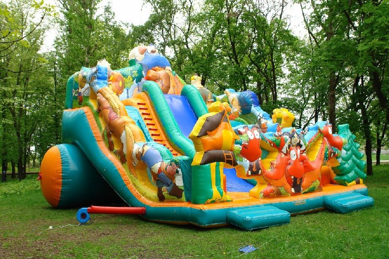 Summer Business: Inflatable Attractions
