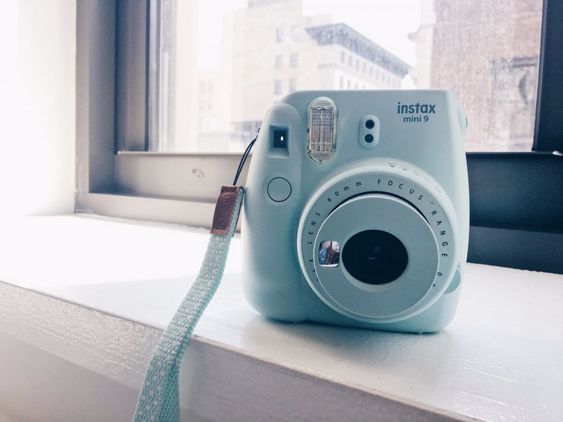 Fujifilm Instax Mini 9 Review: A Bright Addition to Instant Photography